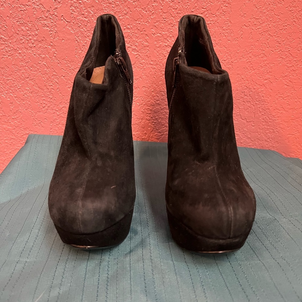 ALDO Platform Booties - Picture 3 of 7